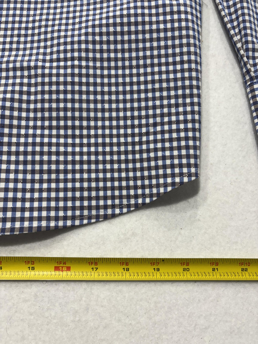 Quieti Dress Shirt Mens Large Blue Gingham Non Iron Performance Long Sleeve