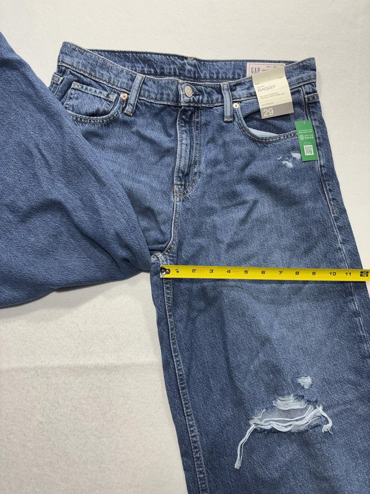 Gap Baggy Mid Rise Jeans Womens 8R Blue Medium Wash Wide Leg Distressed 29x29.5