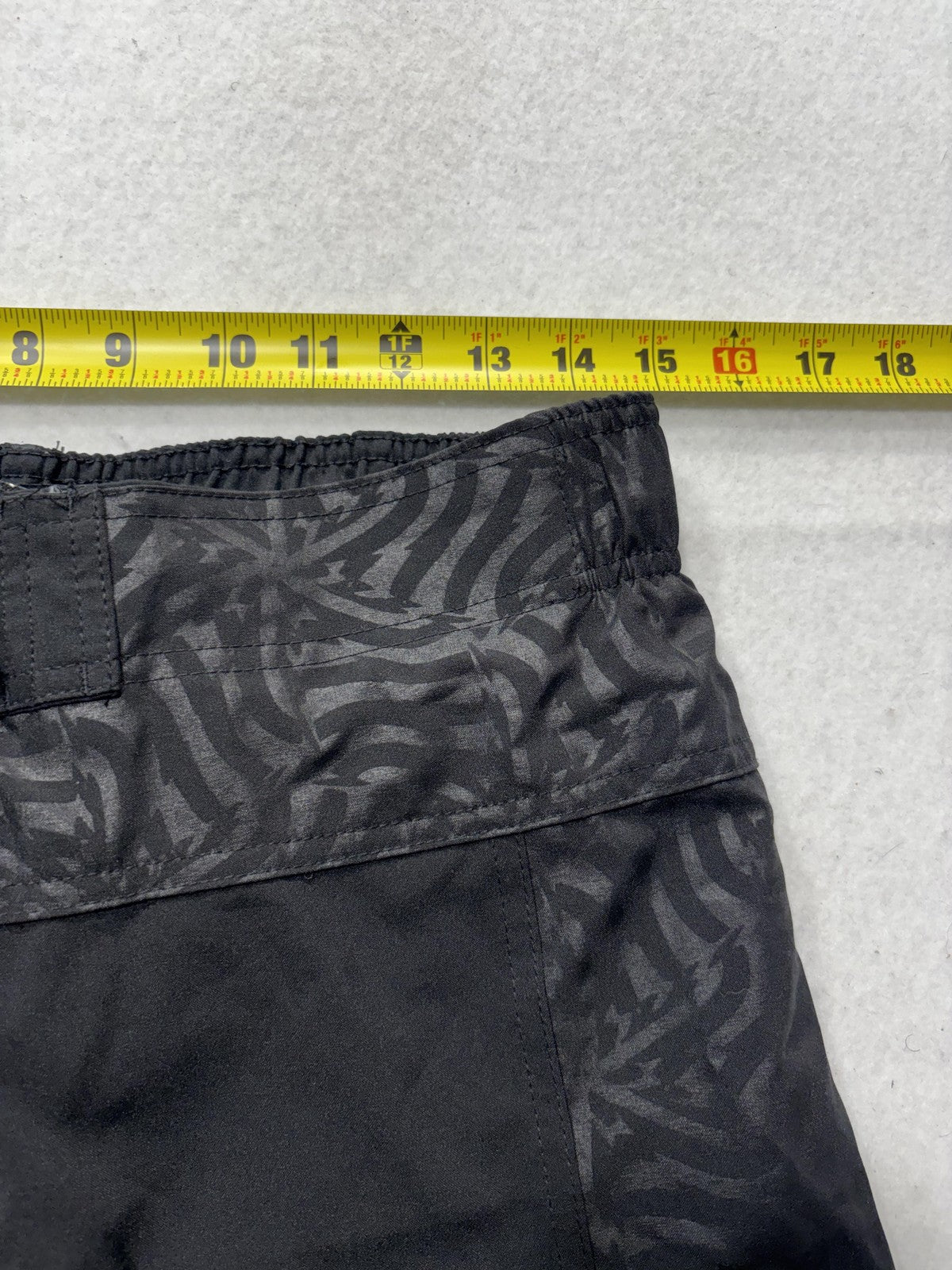Ocean Current Swim Shorts Mens Medium Black Animal Print Quick Dry Mesh Lined