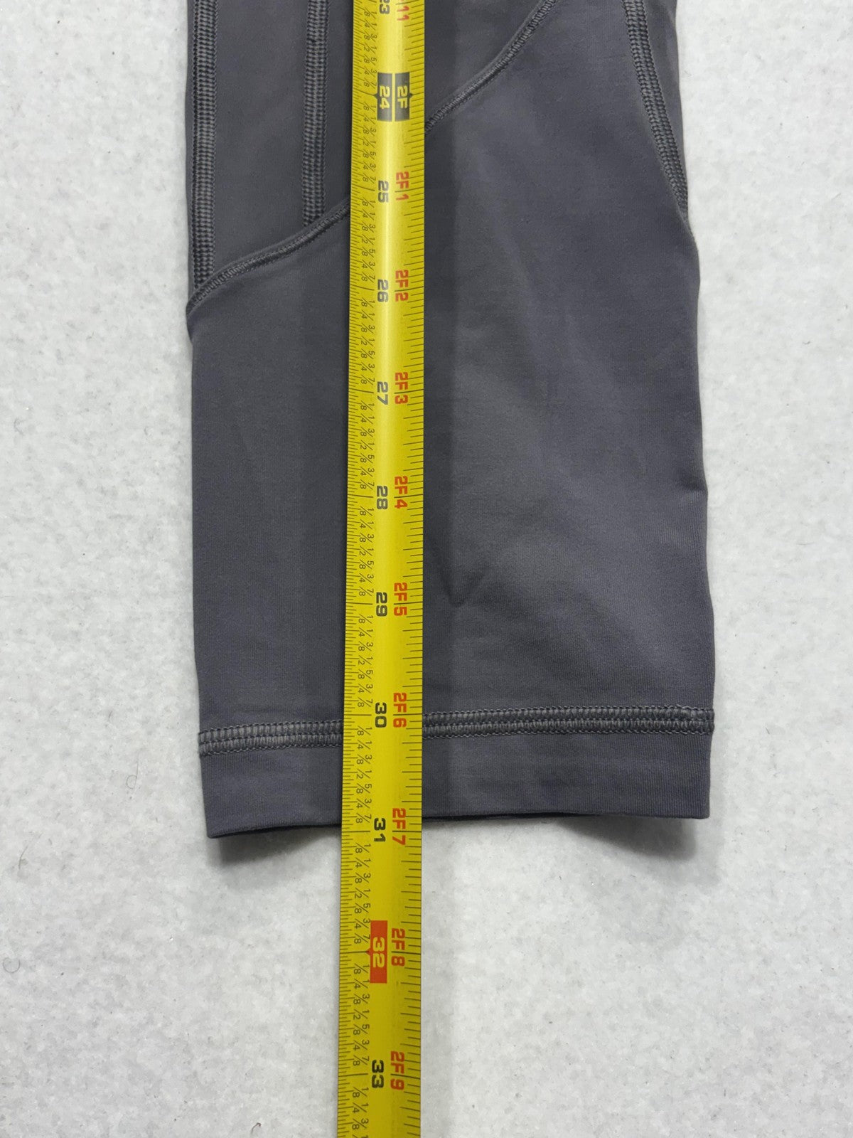 Lululemon Leggings Womens 6 Gray High Rise Cropped 23.5" Inseam Pocket Stretch