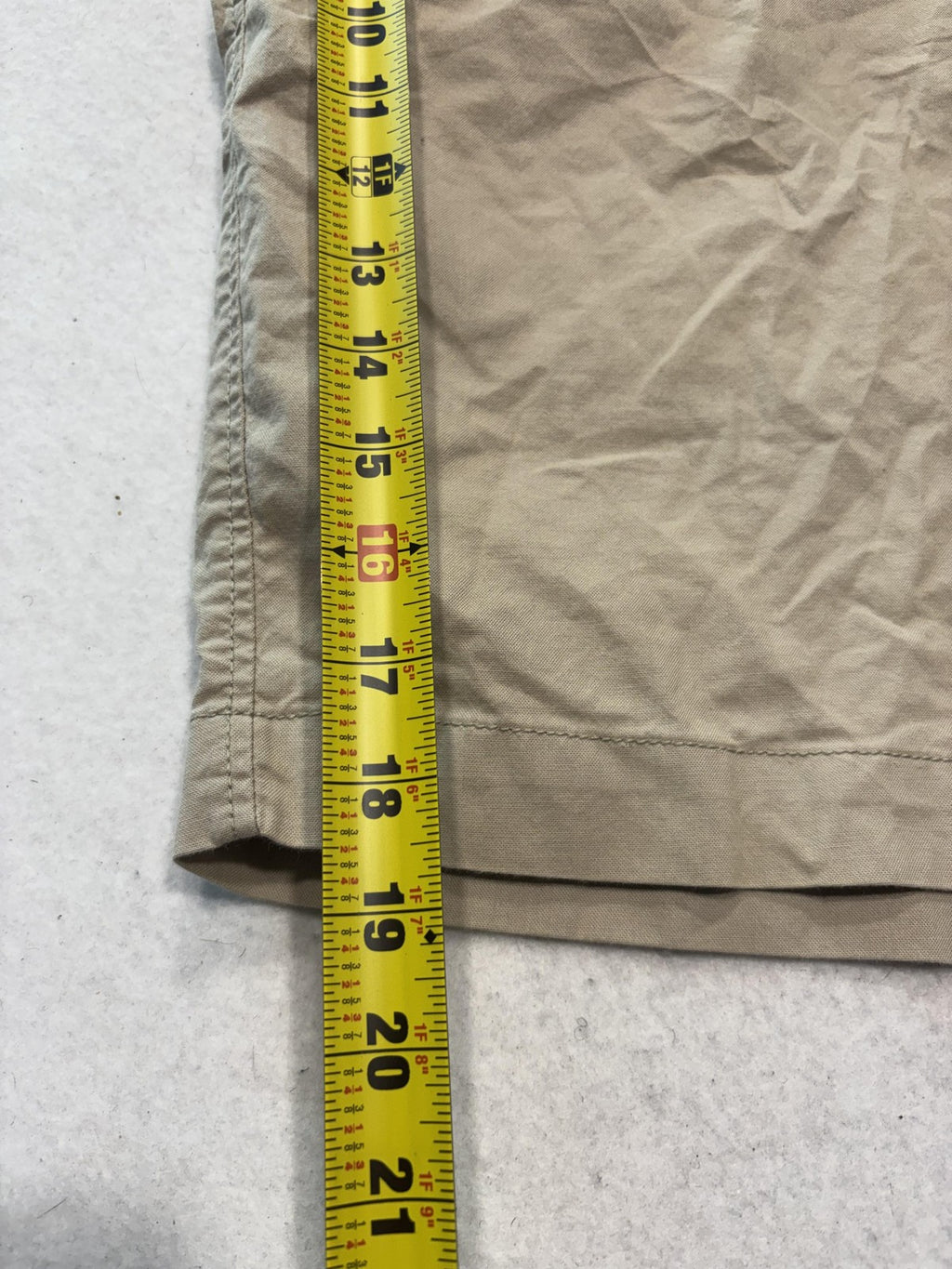 Dockers Chino Shorts Mens 38 Beige 8" Inseam Flex Comfort Stretch S96711