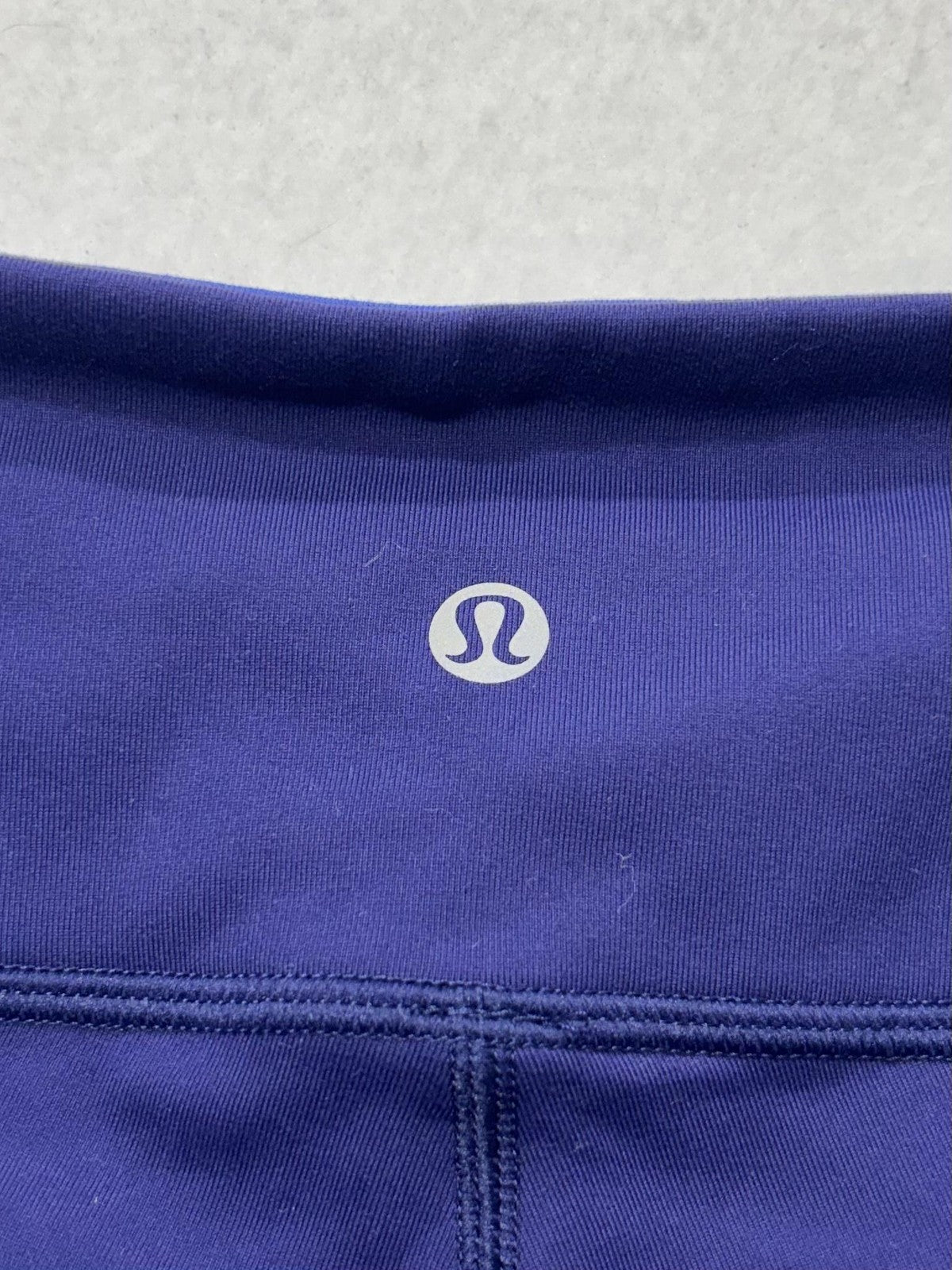 Lululemon Leggings Womens 10 Blue High Rise 22.5" Inseam Capri Yoga Stretch