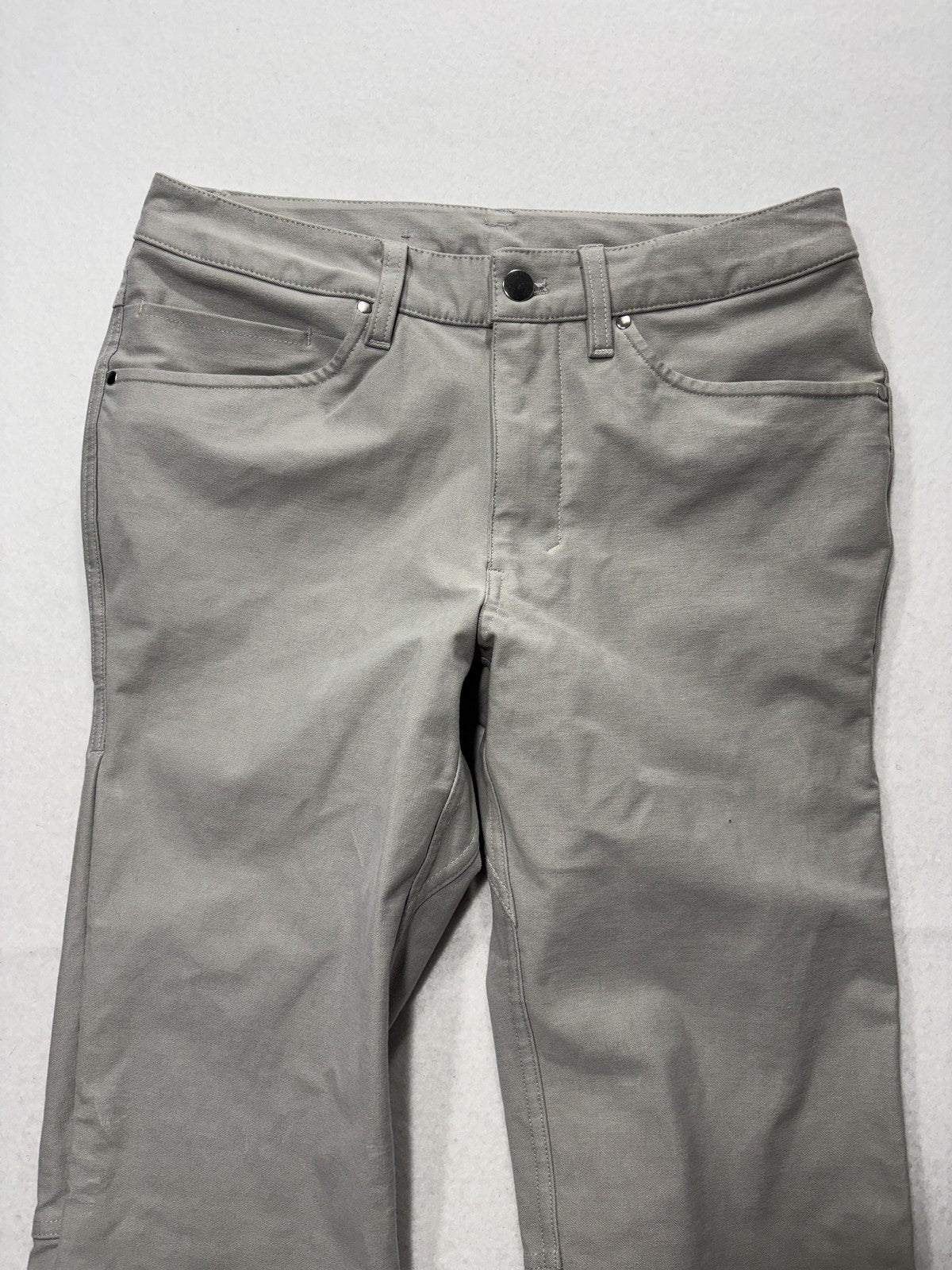 Lululemon Chino Pants Mens 28x30 Gray Slim Straight Stretch Casual Outdoor