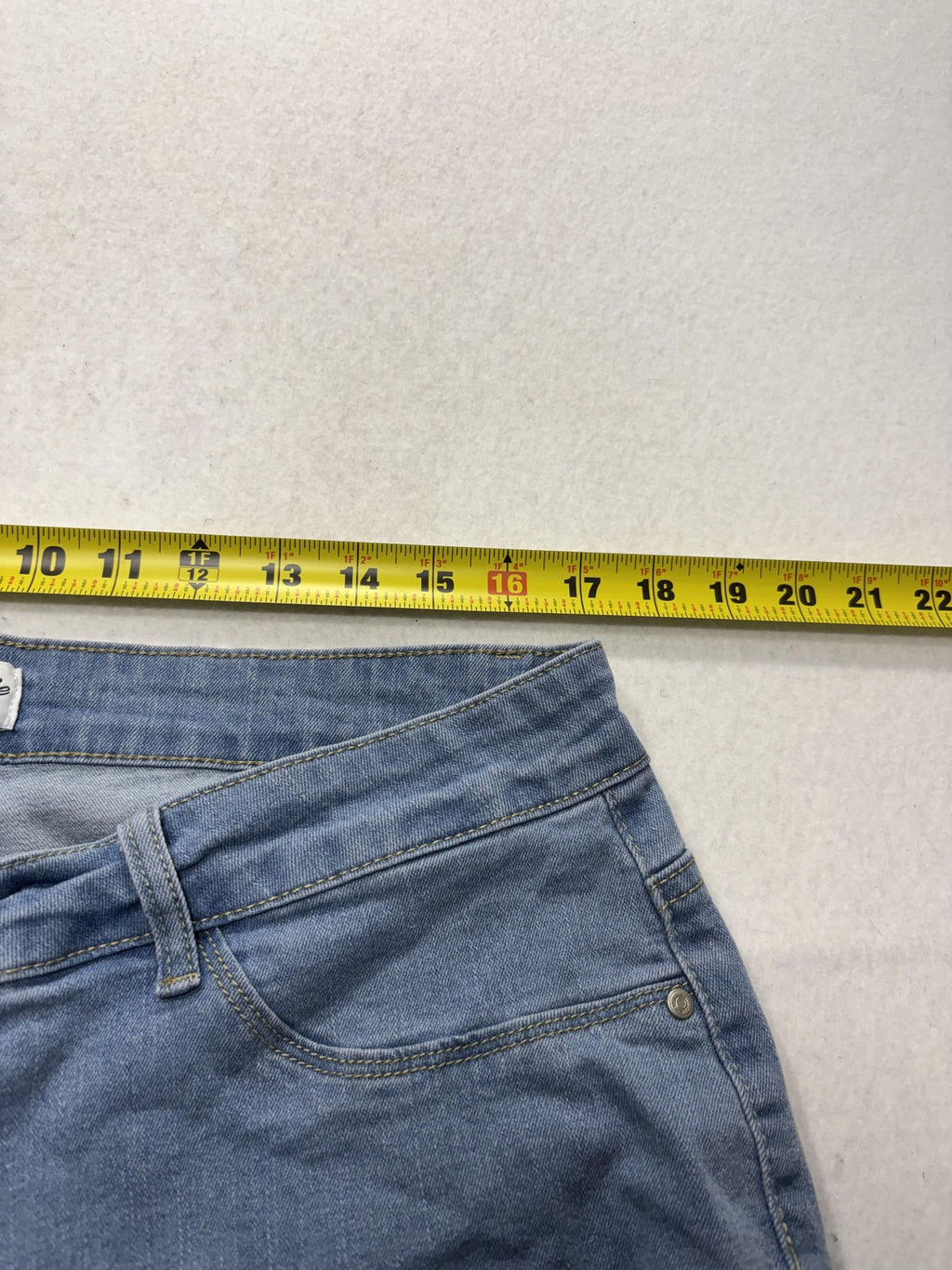 Honey & Bristle Jeans Womens 16 Plus Blue Light Wash High Rise Skinny 36x26.5