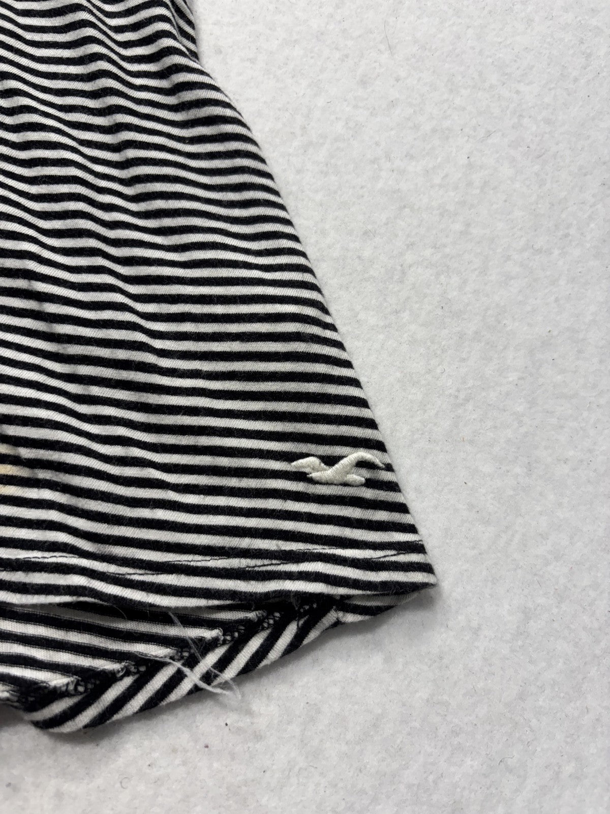 Hollister Tank Top Womens Medium Black White Stripe Halter Cami Strappy 374654