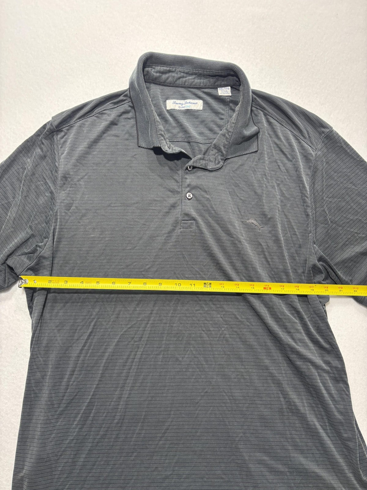 Tommy Bahama Polo Shirt Mens 2XL Gray Island Zone Striped Moisture Wicking