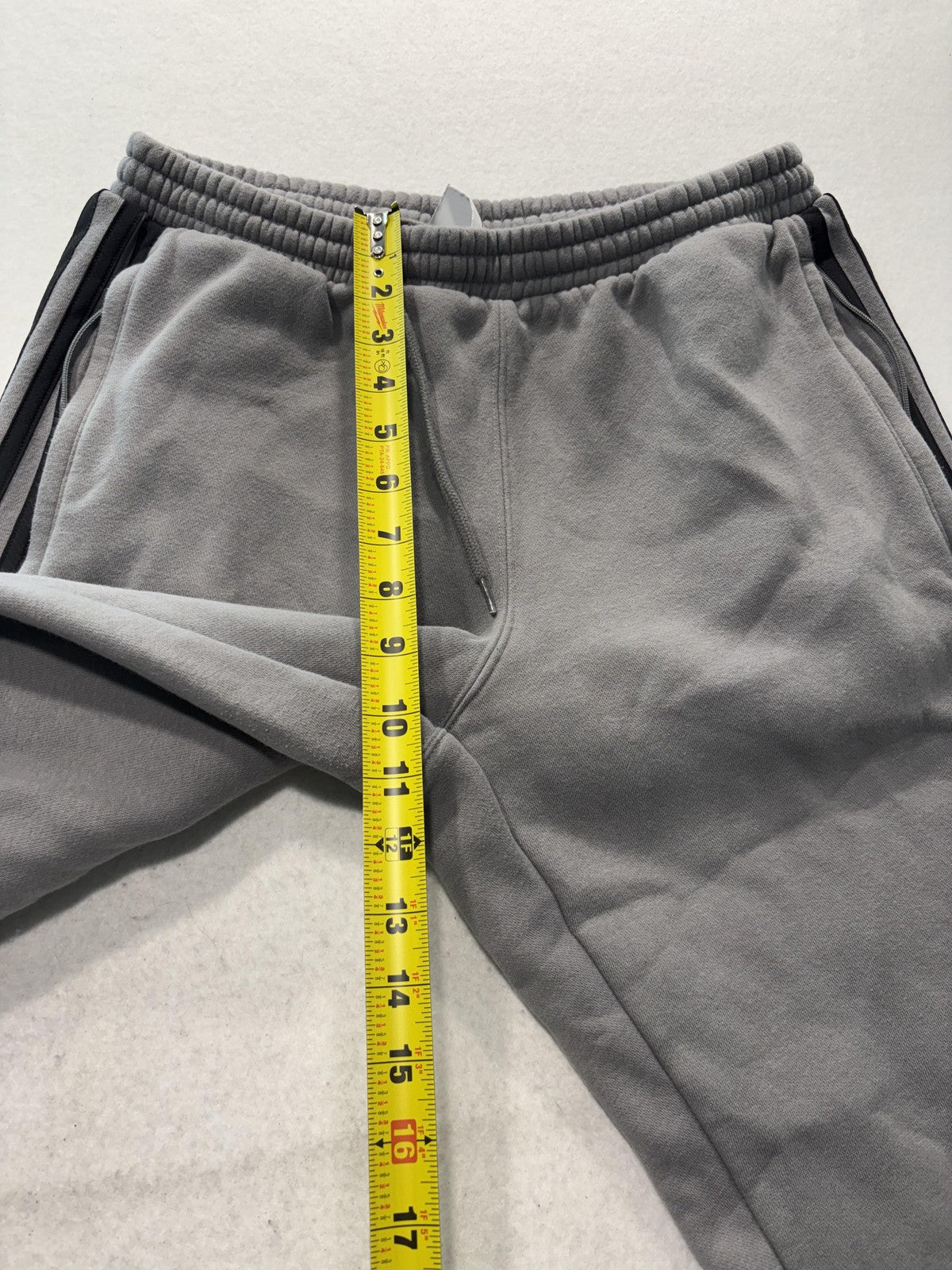 Adidas ZX Sweatpants Mens Medium Gray Fleece Elastic Waist Side Stripe Cuffed