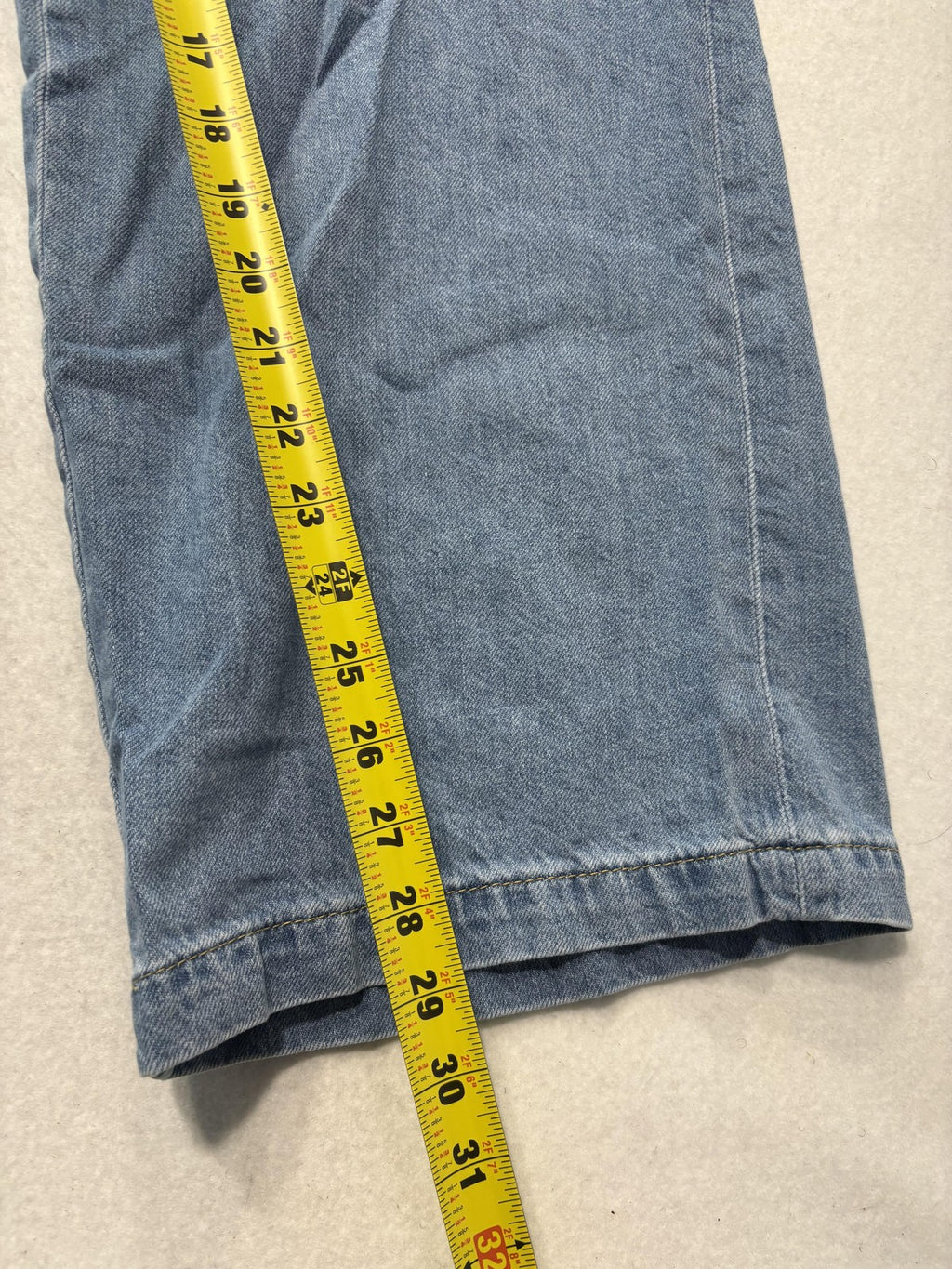 Zara Jeans Mens 30x30 Blue Medium Wash Relaxed Straight Elastic Waist Denim