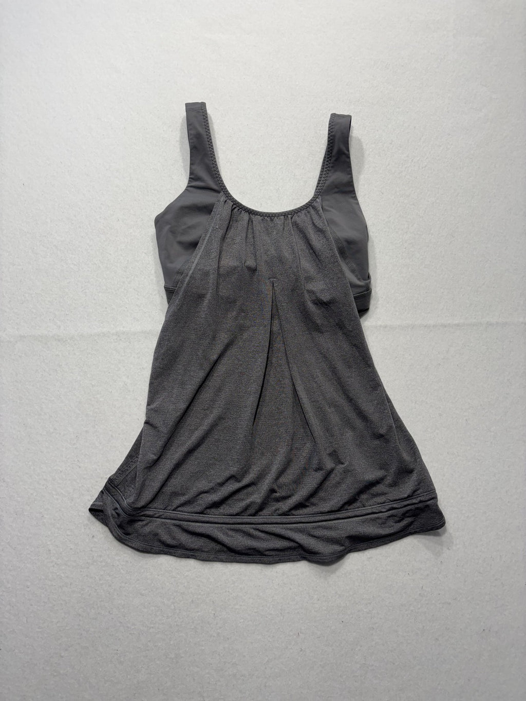Lululemon Tank Womens Small Gray Scoop Neck Built In Bra Drawcord Hem Yoga Top