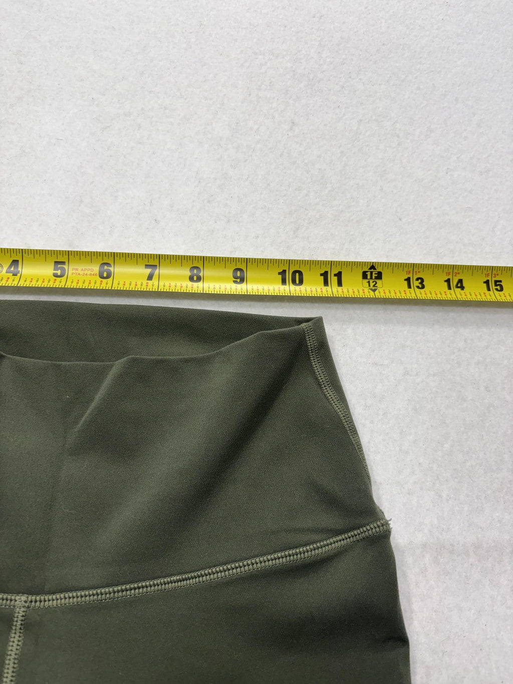 YUNOGA Leggings Womens Medium Green High Rise 26" Inseam Ankle Yoga Stretch