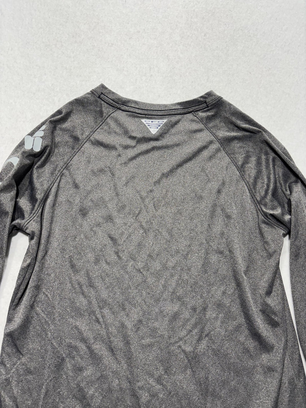 Columbia PFG Omni-Shade Shirt Mens XS Gray Long Sleeve Tee Fishing Lightweight