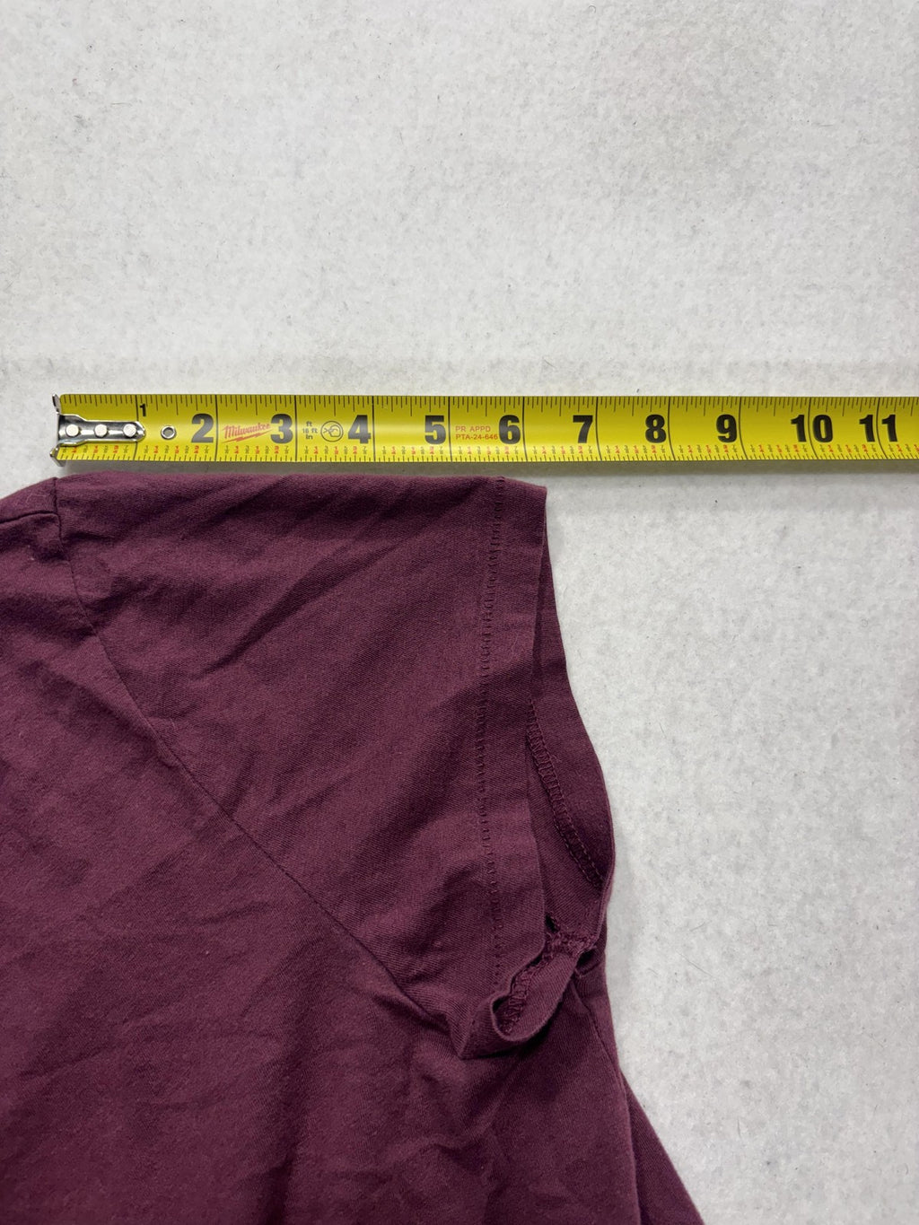 Universal Thread Shirt Womens Medium Purple Crew Neck Short Sleeve Cropped Tee