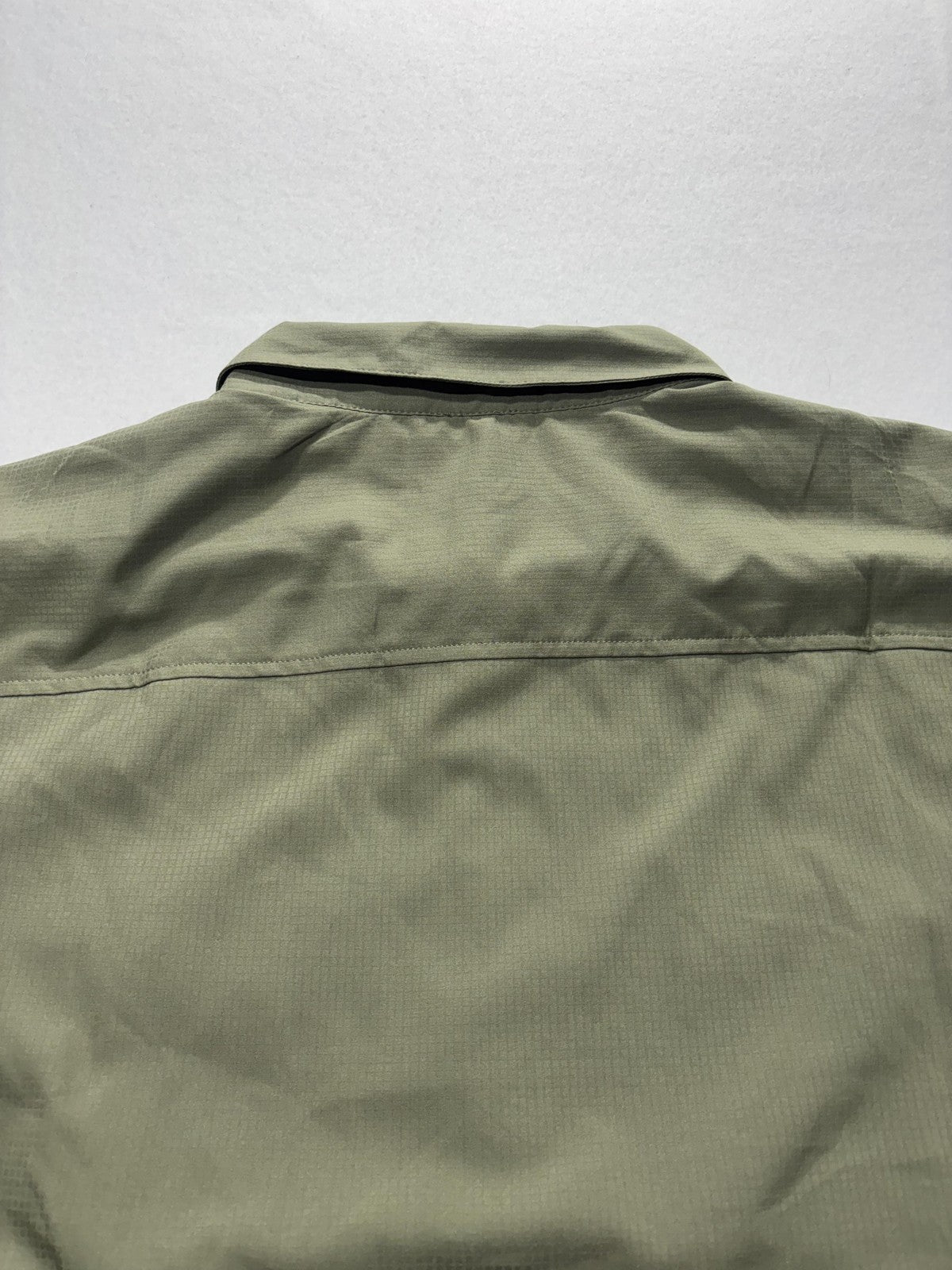 Columbia Omni-Shade Shirt Mens XL Green Long Sleeve Fishing Button Up Outdoor