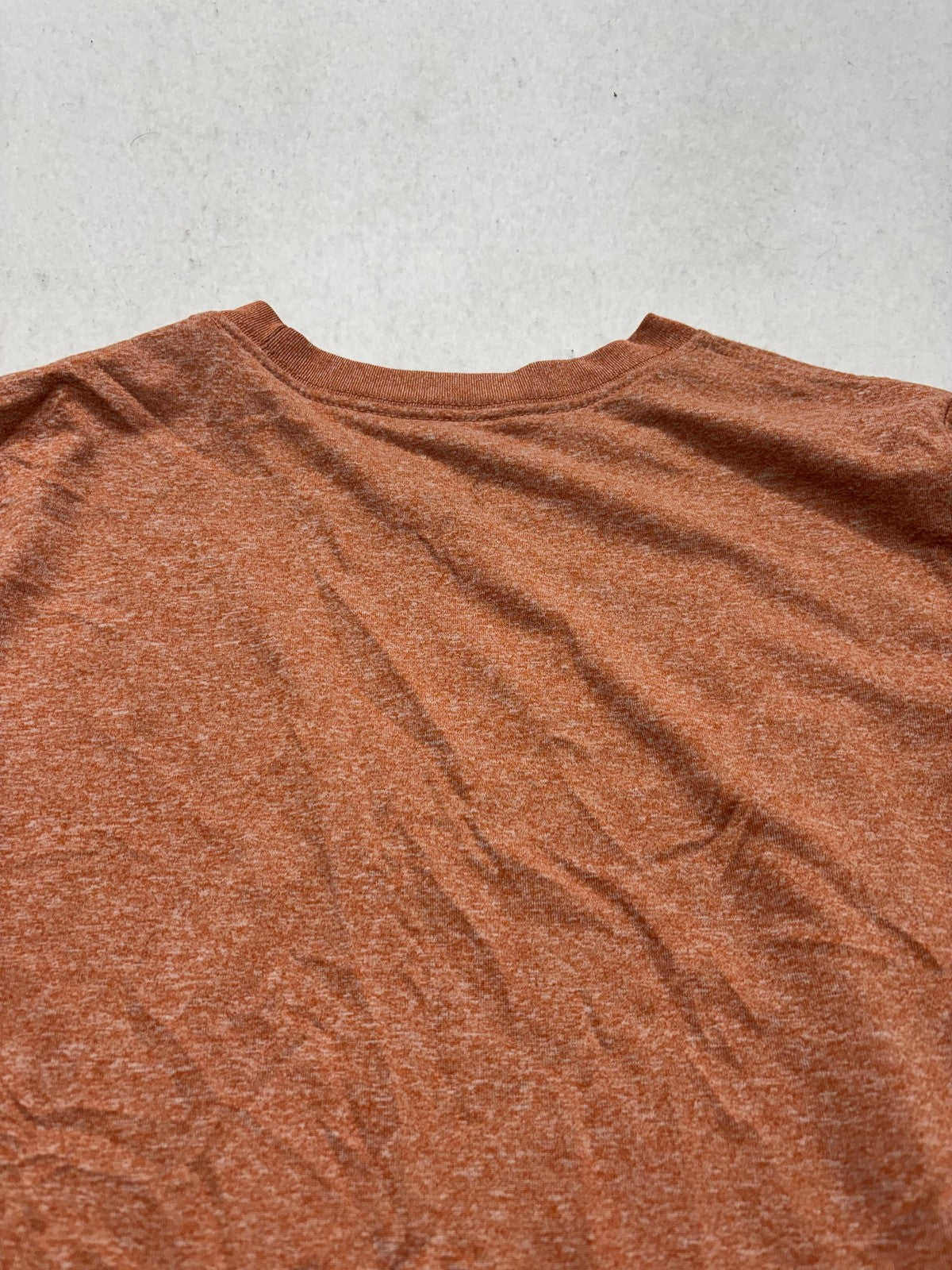 Nike Dri-FIT Shirt Mens Medium Orange The Nike Tee Short Sleeve Lightweight
