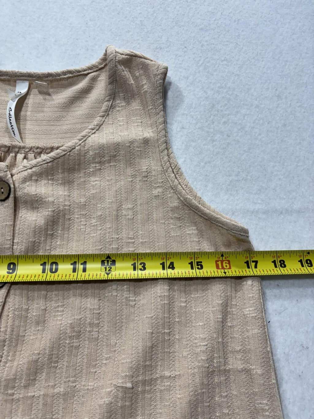 NY Collection Tank Top Womens Small Beige Button Front Scoop Neck Knit RKU0378