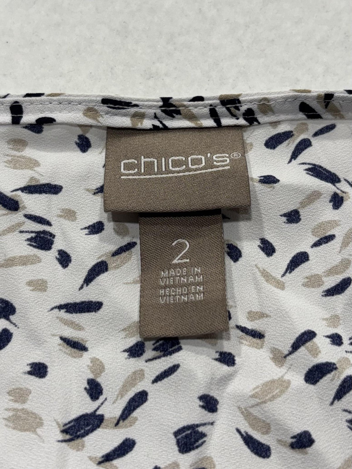 Chico's Blouse Womens 2 White Floral V Neck 3/4 Bell Sleeve Lightweight Tunic