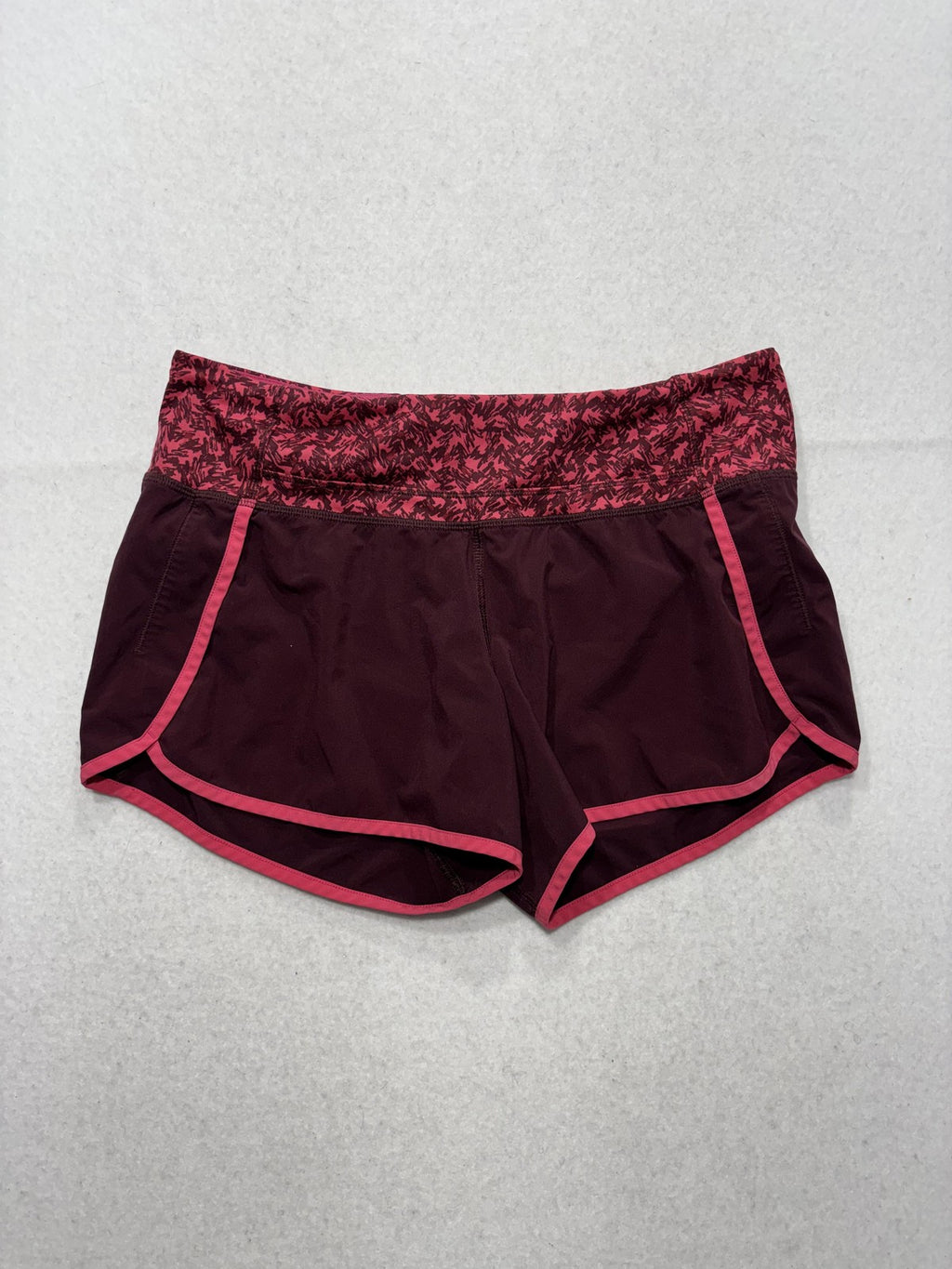 Lululemon Running Shorts Womens 6 Purple 3" Inseam Zip Pocket Lined Athletic