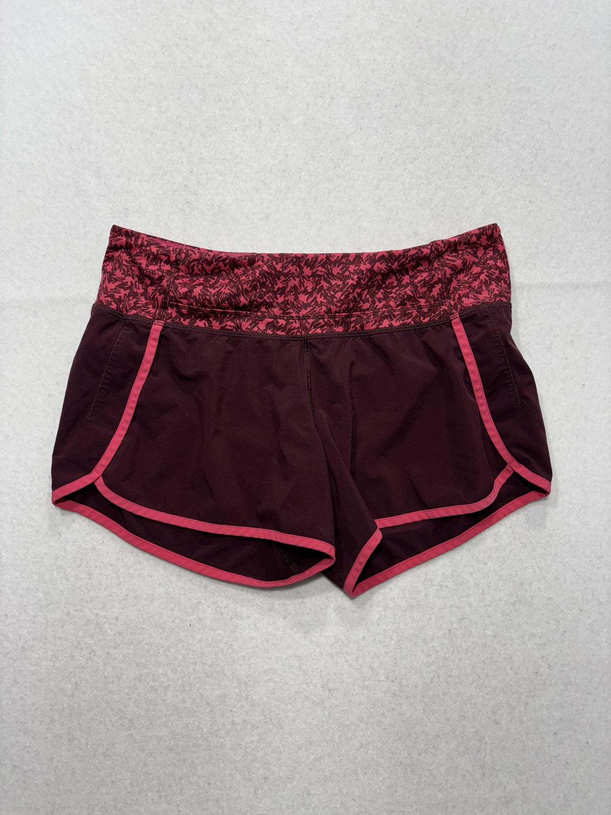 Lululemon Running Shorts Womens 6 Purple 3" Inseam Zip Pocket Lined Athletic