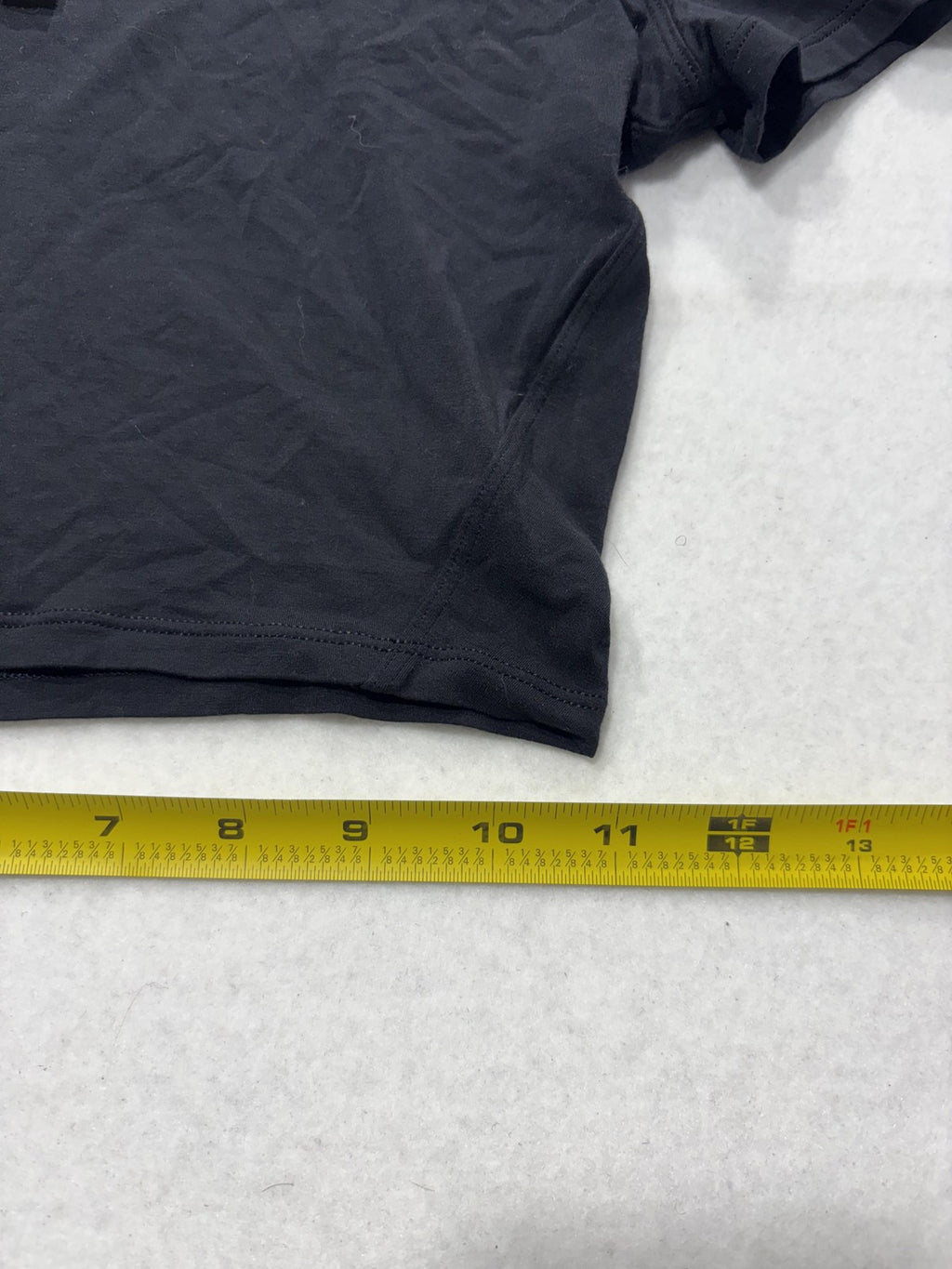 Lululemon Shirt Womens 4 Black Cold Shoulder Crew Neck Cropped Stretch Tee Top