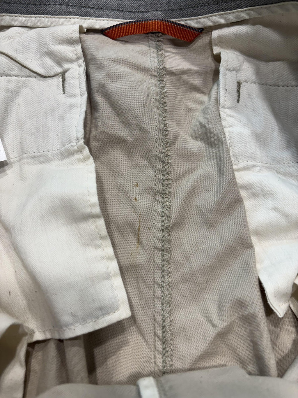 Dockers Chino Shorts Mens 38 Beige 8" Inseam Flex Comfort Stretch S96711