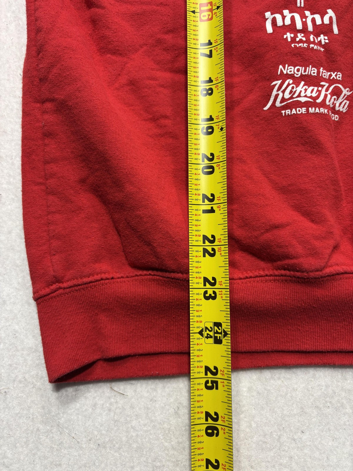 Coca-Cola Sweatshirt Unisex Kids XL Red Crew Neck Classic Logo Fleece Pullover