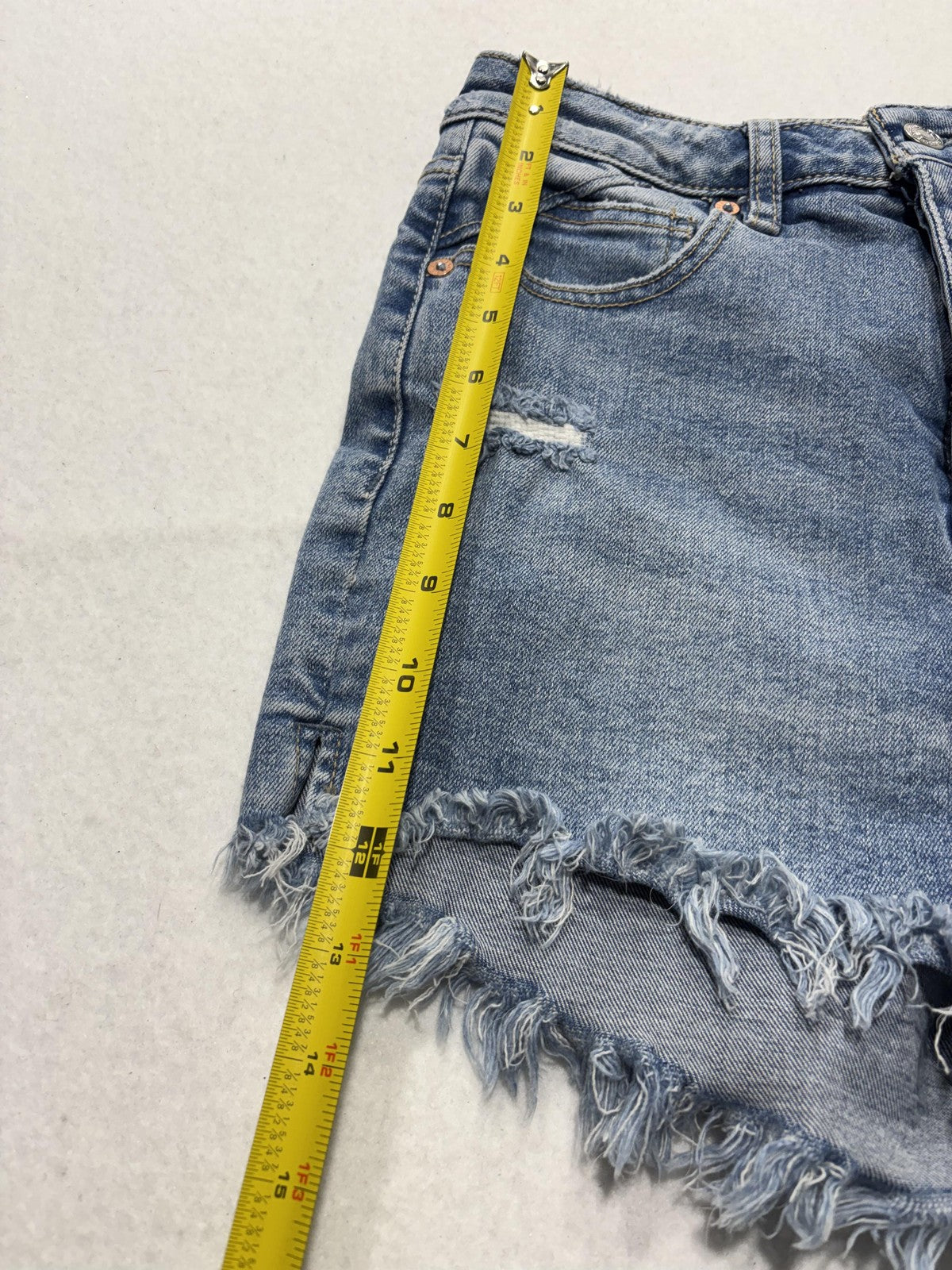 We The Free Shorts Womens 26 Blue Distressed Cut Off Raw Hem Denim Summer
