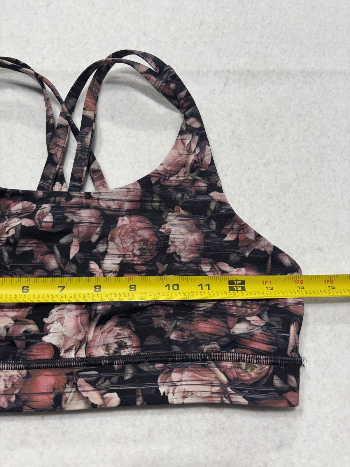 Lululemon Sports Bra Womens 8 Multicolor Floral Strappy Crossback Yoga Athletic