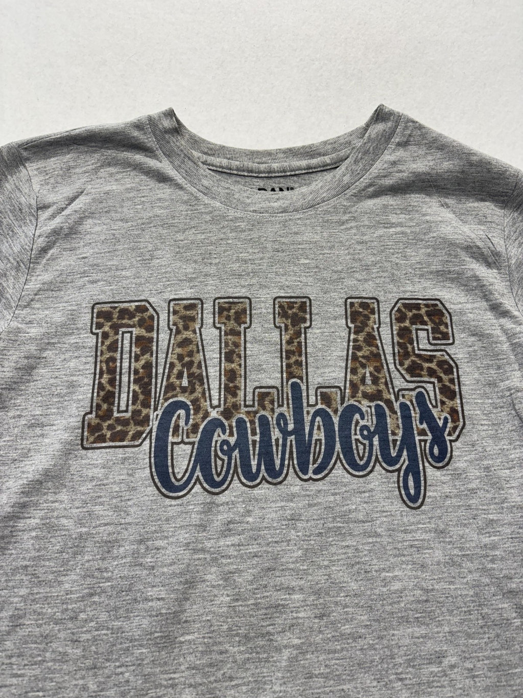 Dallas Cowboys Shirt Womens Small Gray NFL Football Leopard Print Gildan Tee