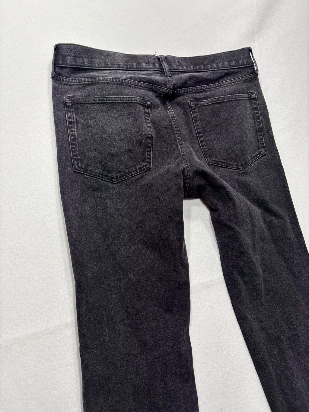 Everlane Uniform The Slim Jeans Mens 35x30 Gray Charcoal Wash Tapered Stretch