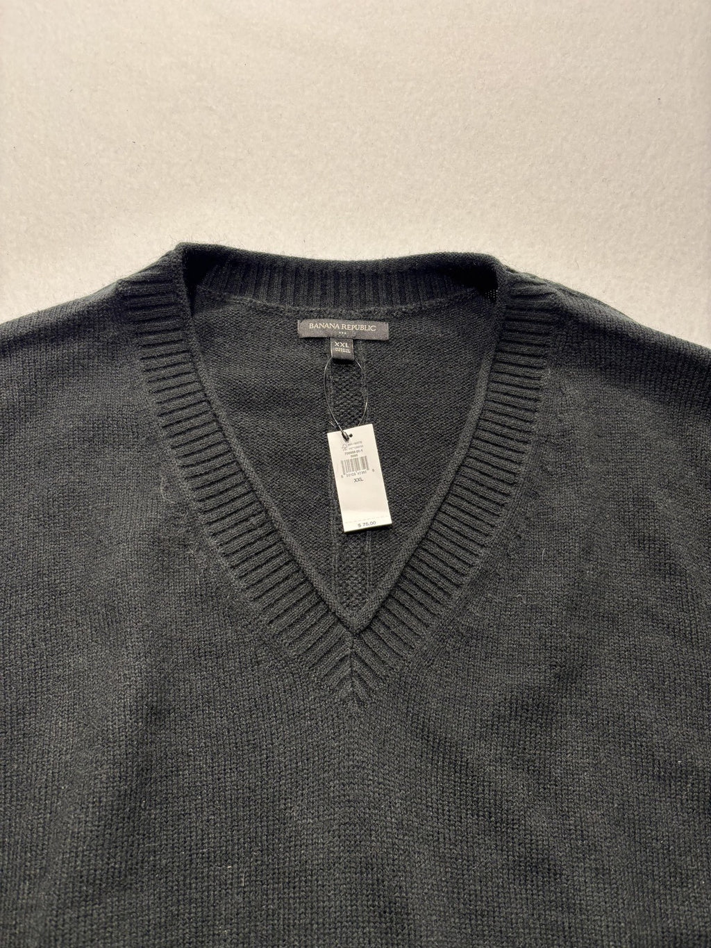 Banana Republic Sweater Mens 2XL Gray V Neck Lightweight Knit Pullover Casual