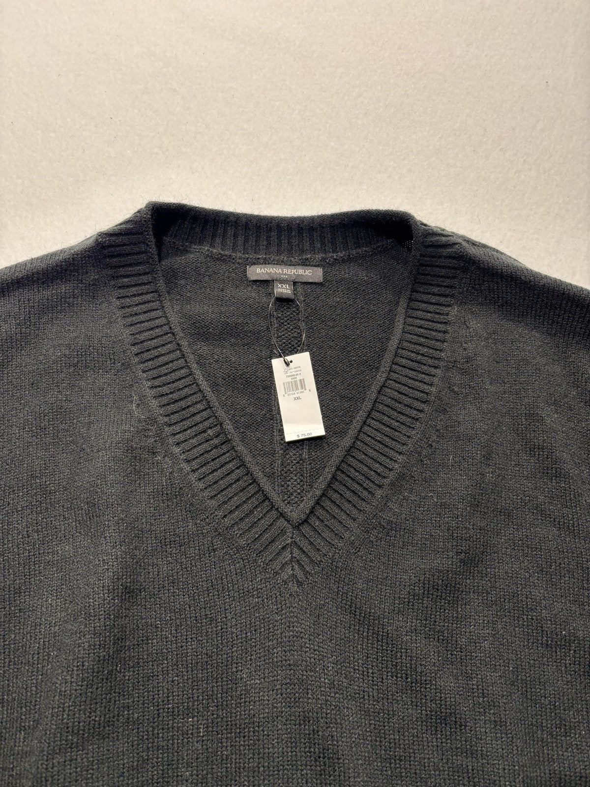 Banana Republic Sweater Mens 2XL Gray V Neck Lightweight Knit Pullover Casual