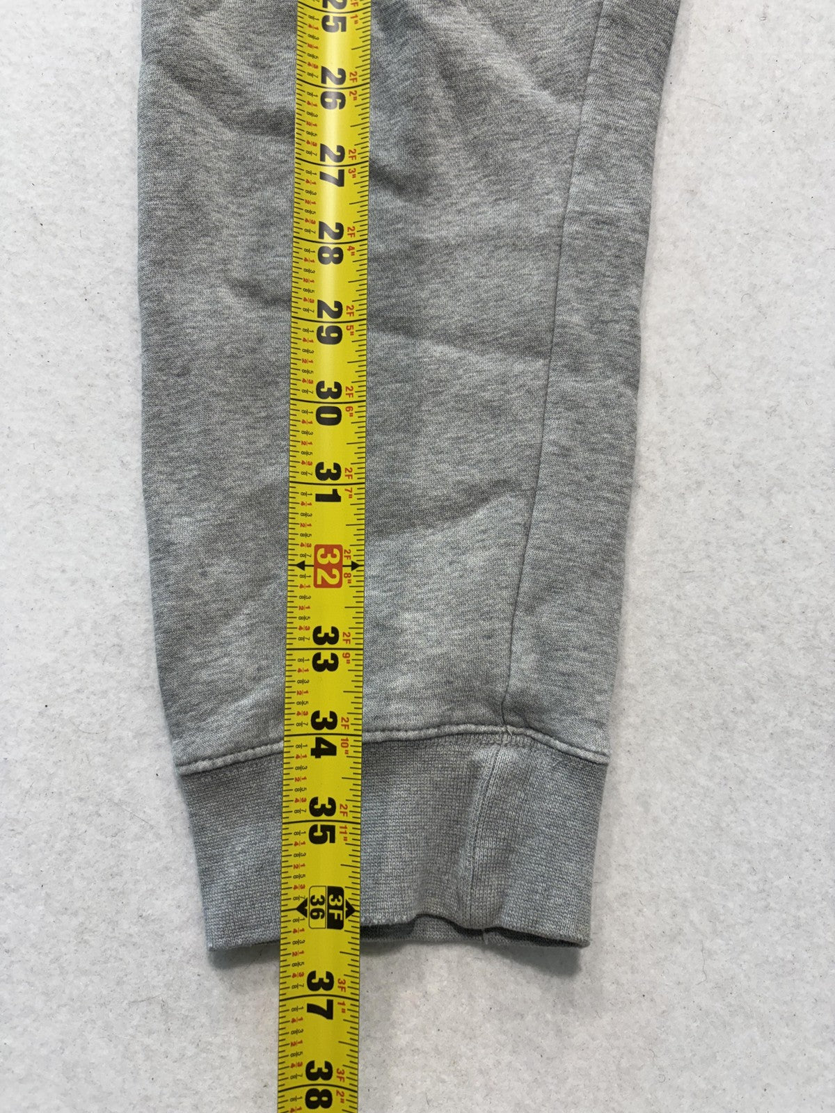 Nike Jogger Pants Mens Large Gray Fleece Elastic Waist Tapered Athletic Pockets