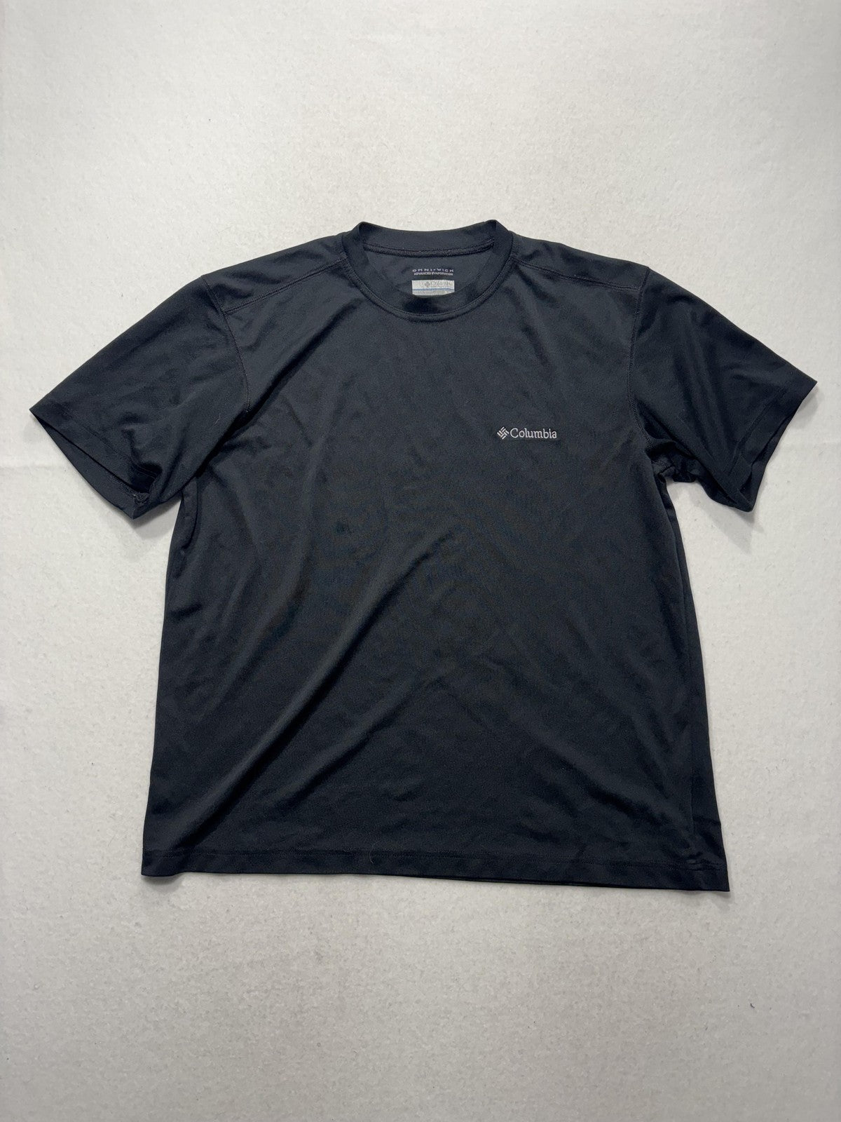 Columbia Omni-Wick Shirt Mens Medium Black Short Sleeve Tee Lightweight Active