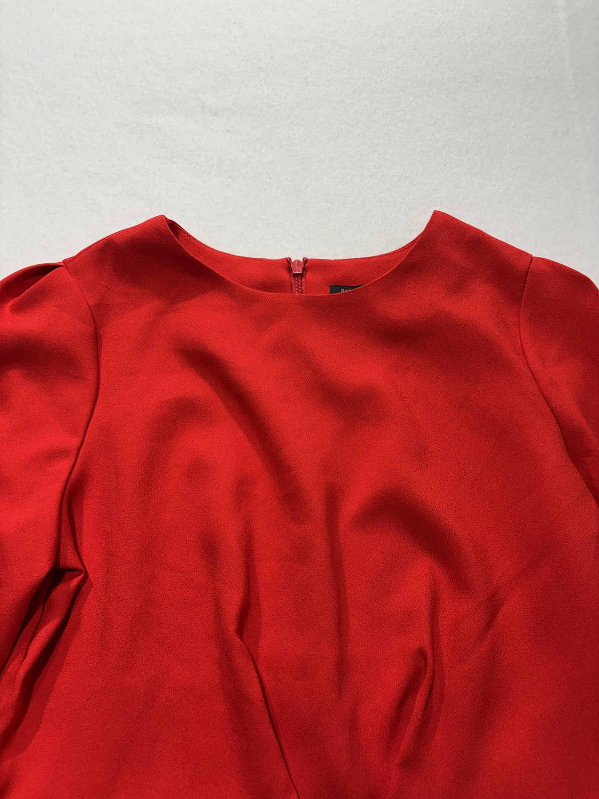Banana Republic Blouse Womens 6 Red Long Sleeve Peplum Round Neck Zip Back Top