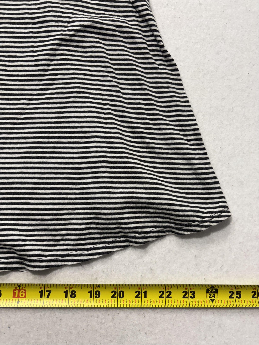 Hollister Tank Top Womens Medium Black White Stripe Halter Cami Strappy 374654