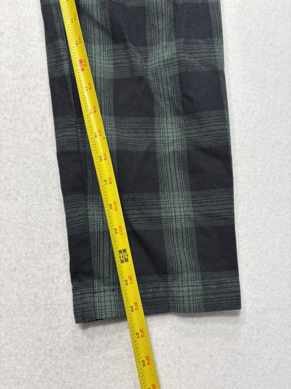 Houston White Chino Pants Mens 30x30 Green Plaid Regular Fit Tapered Leg Casual