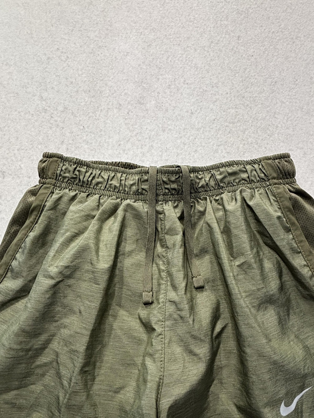Nike Running Shorts Womens XS Green Dri-FIT 3" Inseam Lined Lightweight Athletic