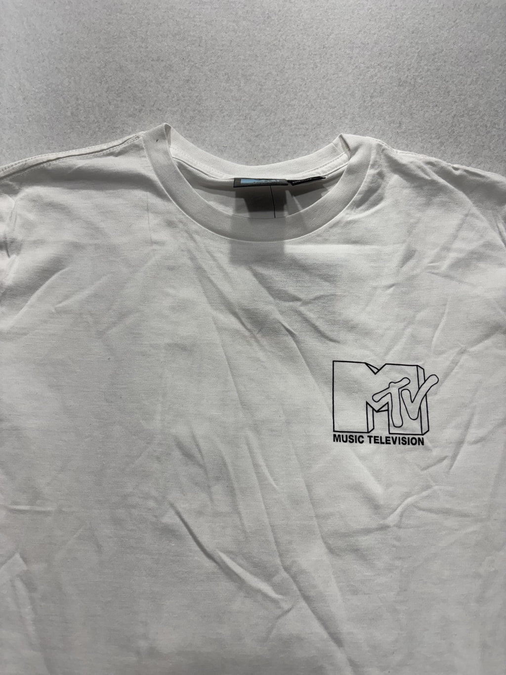 MTV Shirt Mens Medium White Music Television Logo Graphic Tee Tbar Collab