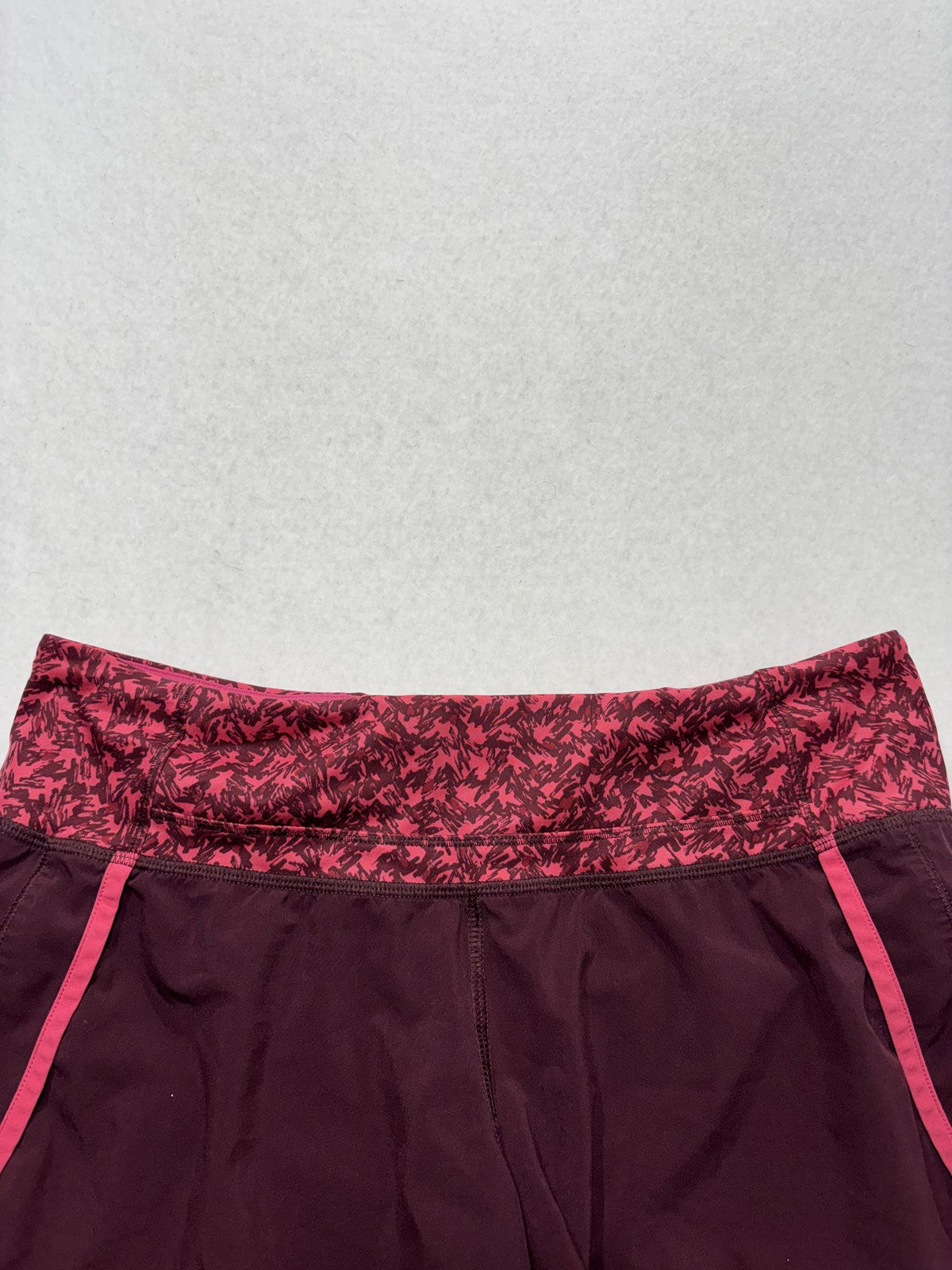 Lululemon Running Shorts Womens 6 Purple 3" Inseam Zip Pocket Lined Athletic