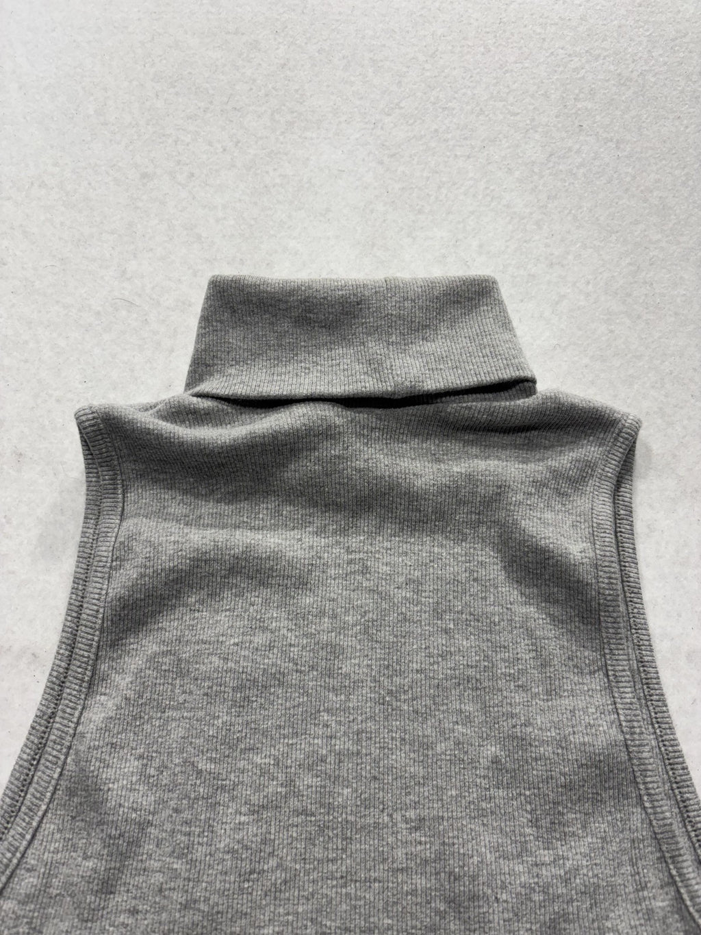 Zara Tank Womens Large Gray Turtleneck Sleeveless Ribbed Cropped Knit Top