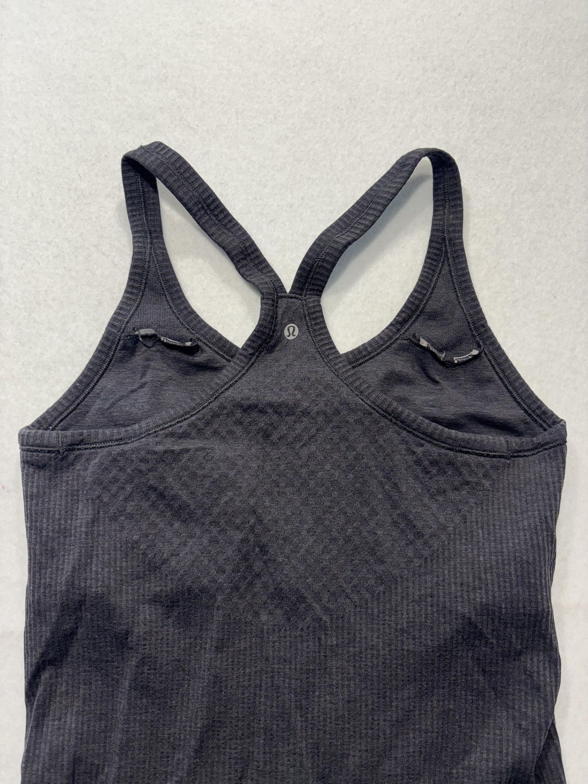 Lululemon Swiftly Tech Tank Womens 8 Gray Scoop Neck Racerback Built In Bra