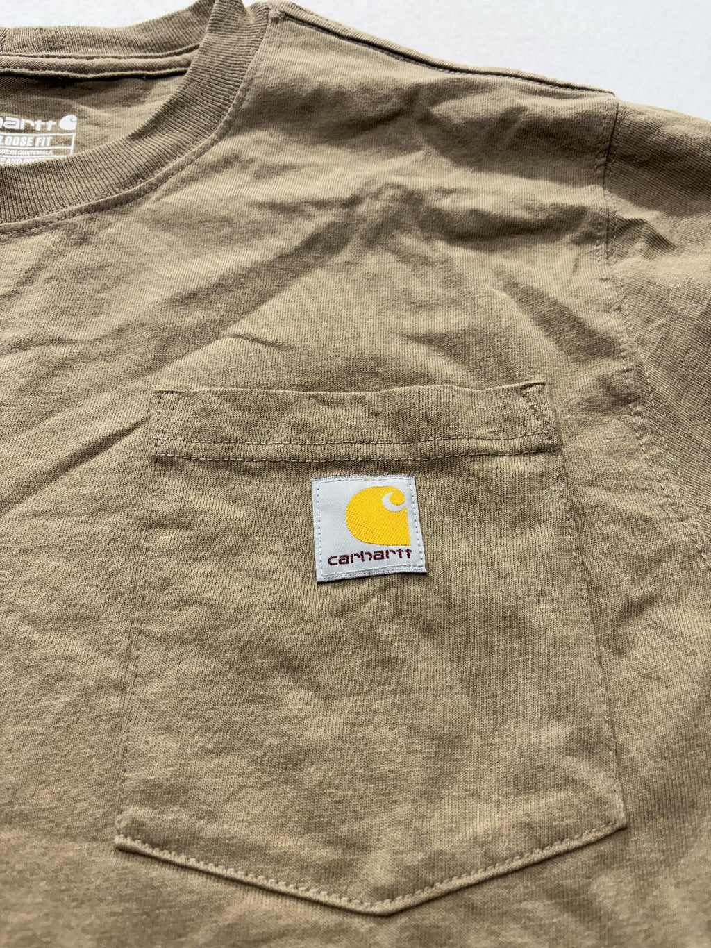 Carhartt Shirt Mens Small Beige K87 Loose Fit Pocket T-Shirt Short Sleeve