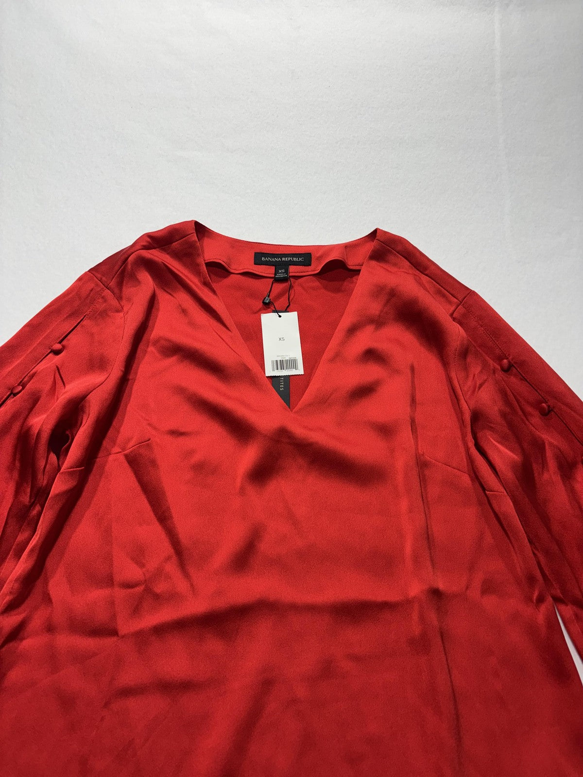 Banana Republic Blouse Womens XS Red Satin V Neck Button Balloon Sleeve Top