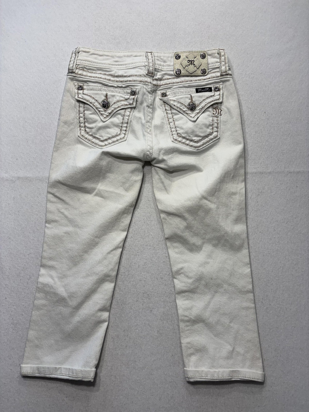 Miss Me Jeans Womens 28 White Mid Rise Signature Capri Embellished Stretch