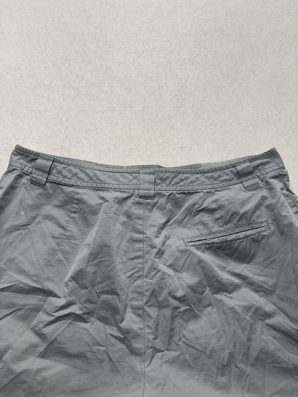 Banana Republic Shorts Womens 8 Gray Chino 4" Inseam Casual Pockets Summer