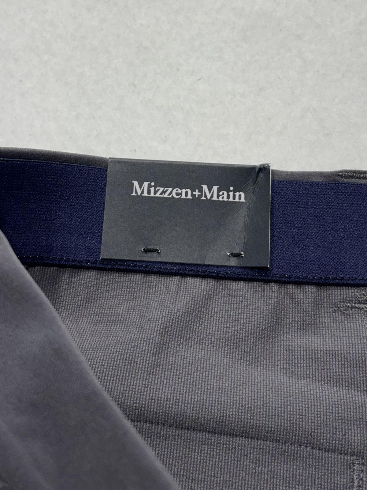 Mizzen+Main Helmsman Chino Pants Mens 32x32 Gray Slim Stretch Travel Casual