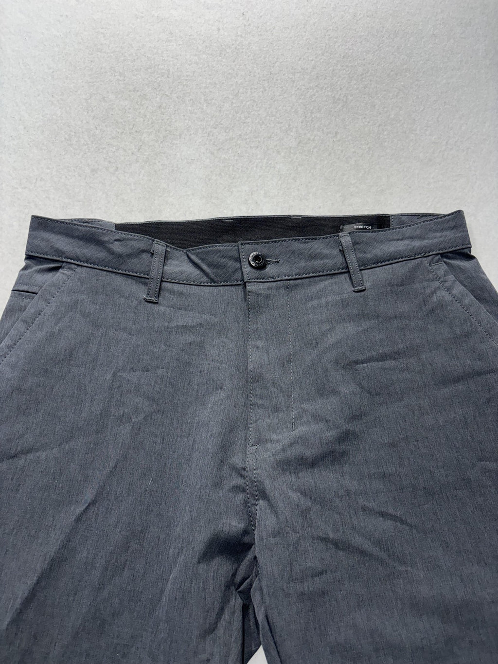 Kenneth Cole New York Chino Shorts Mens 32 Gray 9" Inseam Stretch Casual Summer