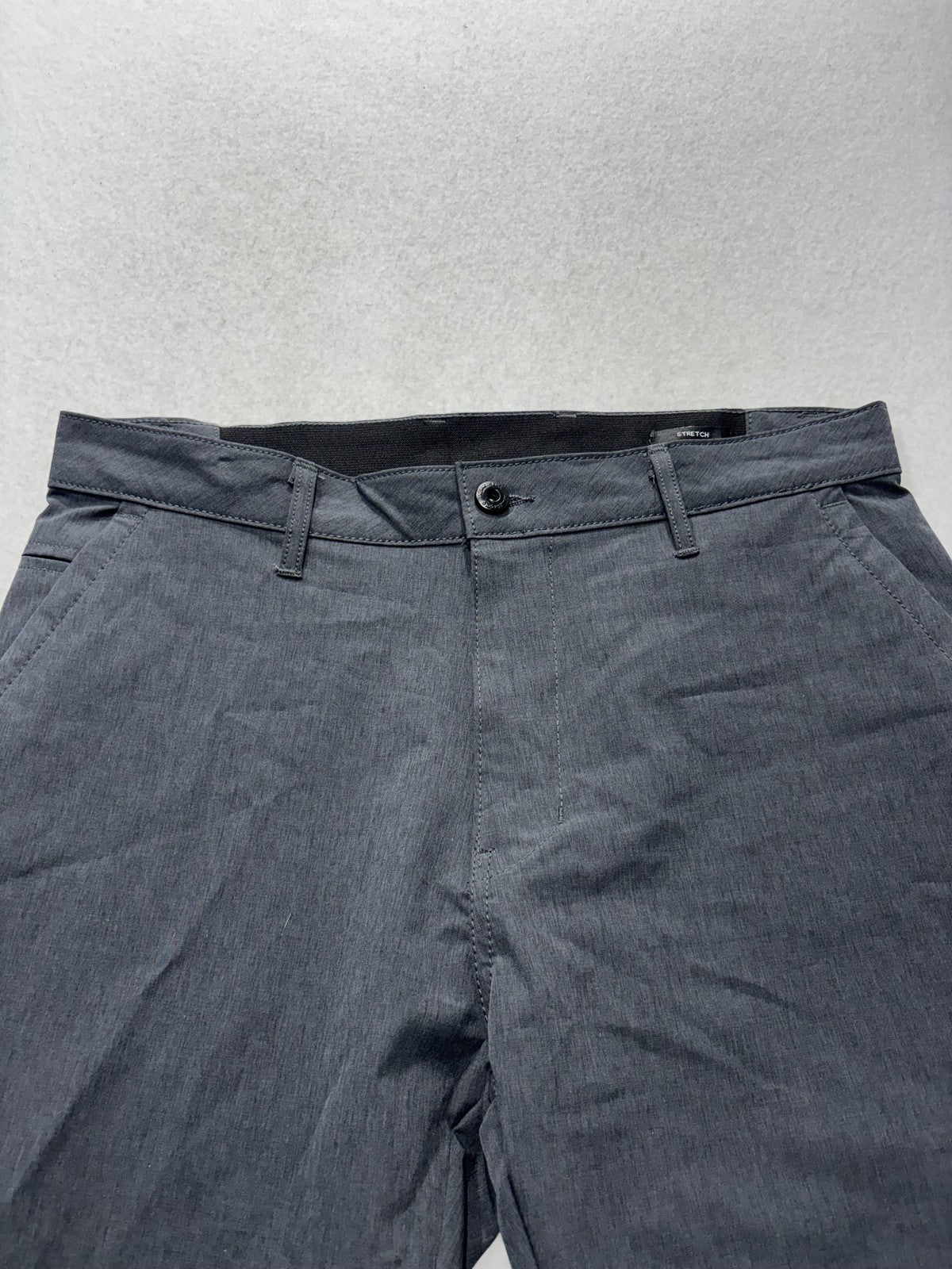 Kenneth Cole New York Chino Shorts Mens 32 Gray 9" Inseam Stretch Casual Summer