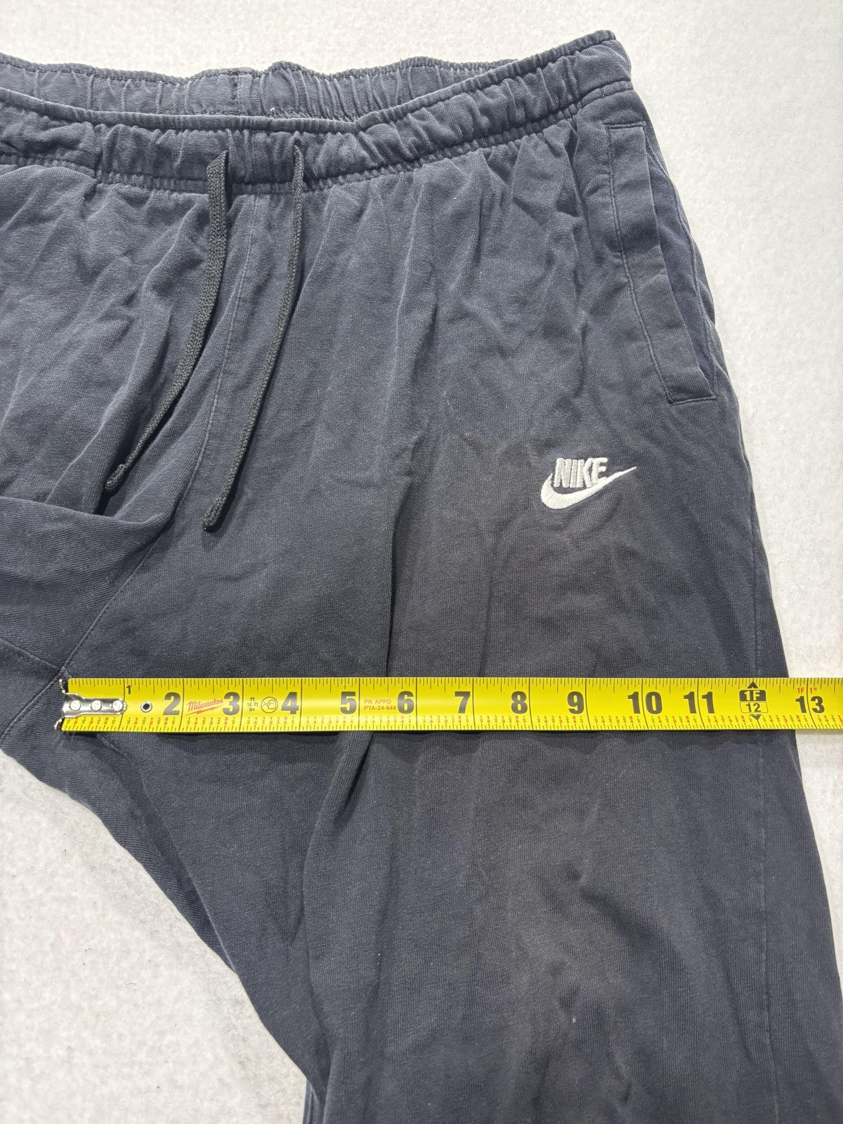 Nike Jogger Pants Mens XL Black Cotton Elastic Waist Tapered Athletic Pockets