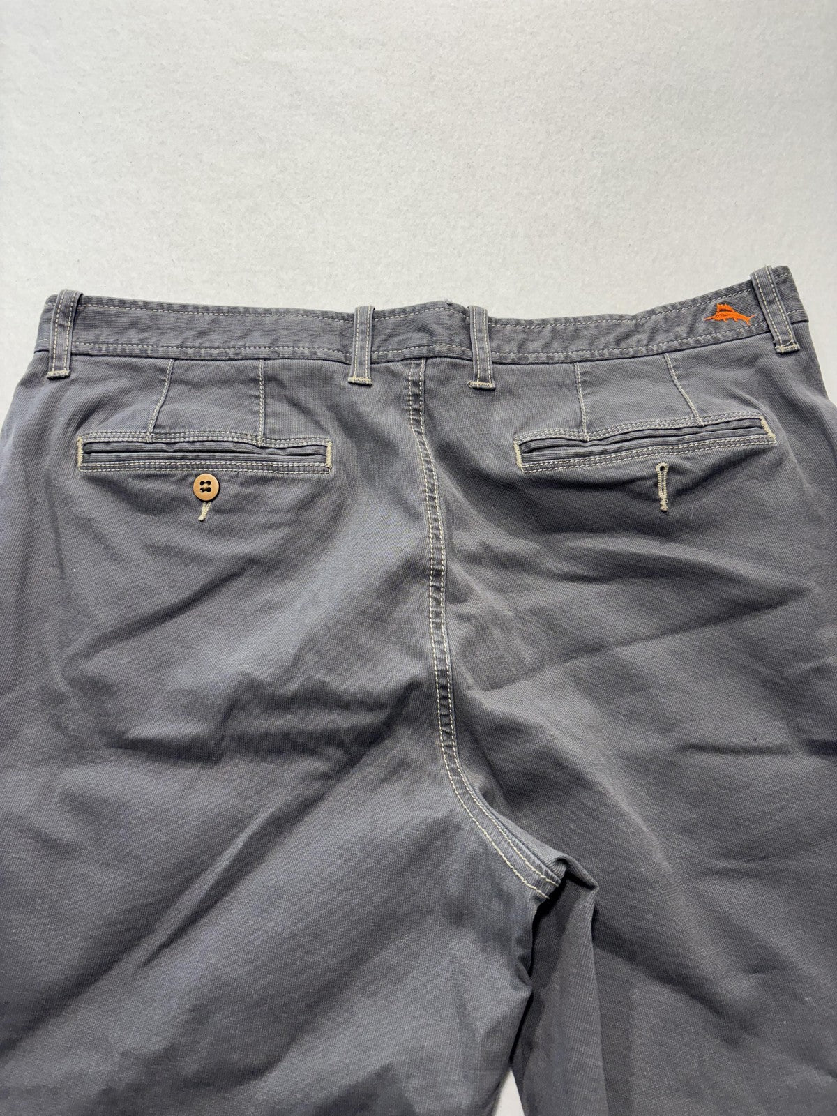 Tommy Bahama Chino Shorts Mens 36 Gray 10" Inseam Flat Front Canvas Casual